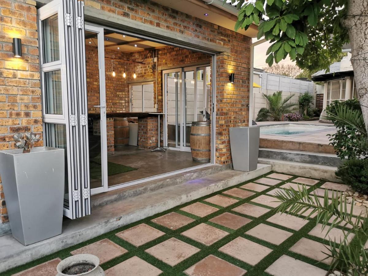 Cammy'S Guesthouse Kuils River Exterior foto